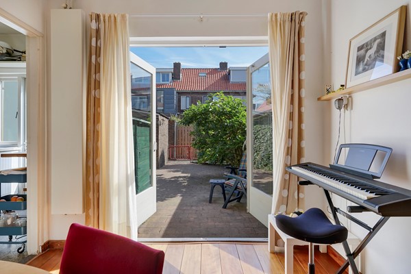Medium property photo - Röellstraat 20, 2613 WE Delft